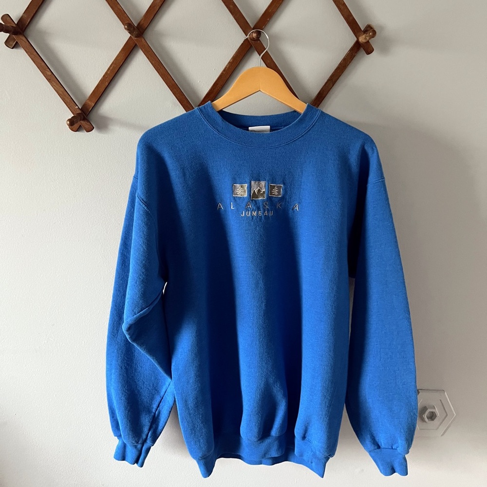 Vintage Alaska sweatshirt